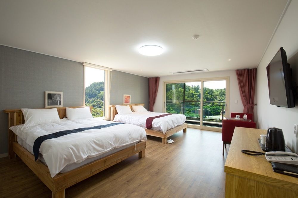 Cheonjiyeon Crystal Hotel Sogüpcho Exteriér fotografie